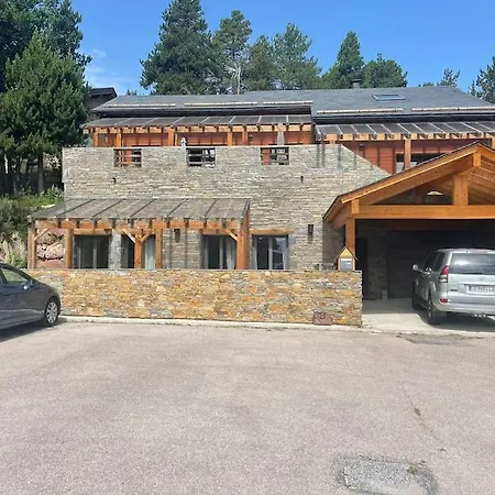 Superbe A Bolquere Pyrenees 2000
